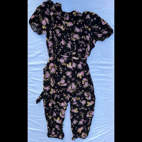 Floral Black Jumpsuit - Picture 4 of 14